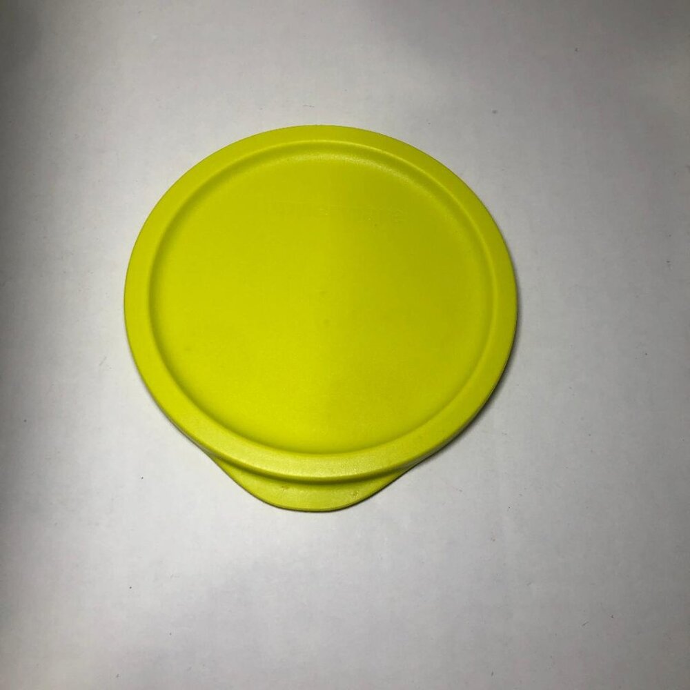 Tupperware 7915A-2 Lime Green Replacement Lid Only